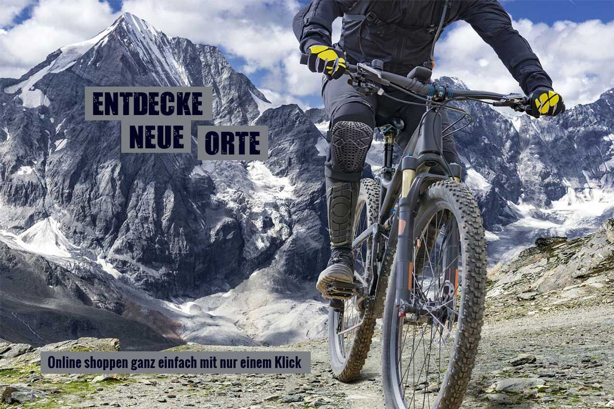 Fahrradfahrer fährt mit dem Rad auf einem Berg