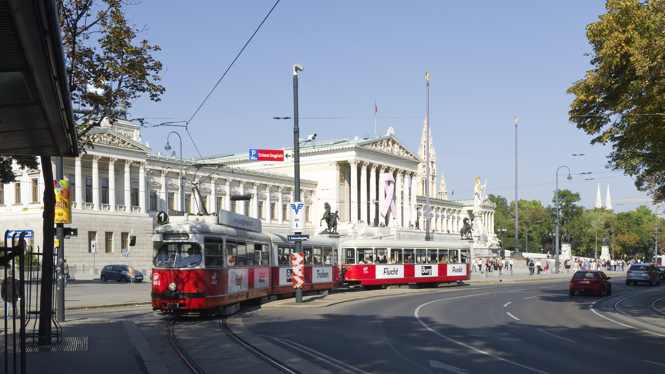 Historische Stadtarchitektur und Verkehrswege am Ring
